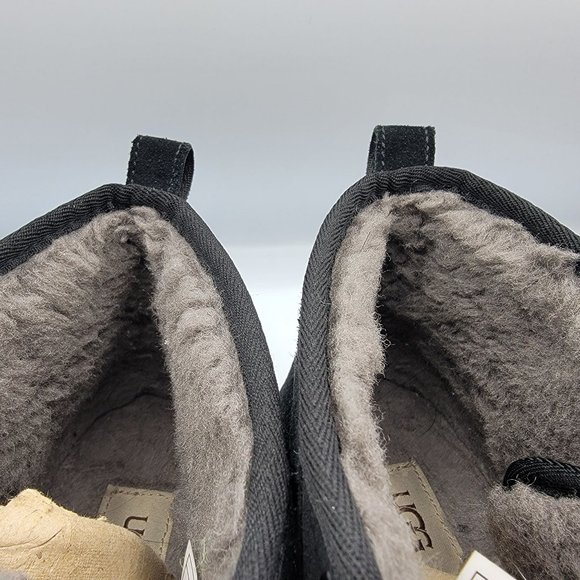 Ugg Neumel Chukka Ankle Boots Mens 12 Black Lace Up Sheep Shearling Lined - 3236